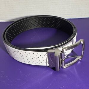 Nike Reversible White and Black Men's Belt